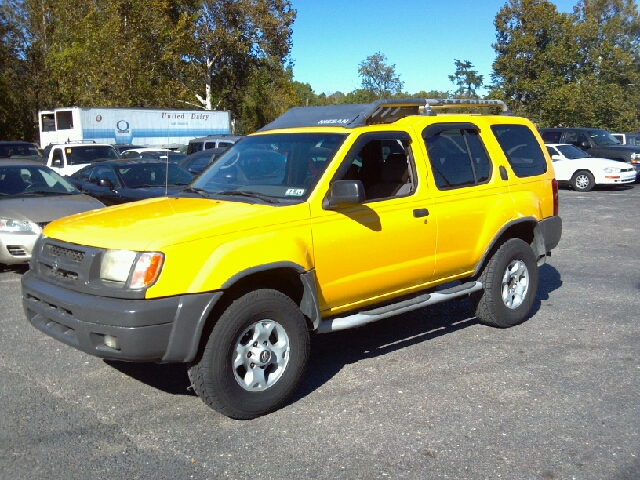 2000 Nissan Xterra LX V-6