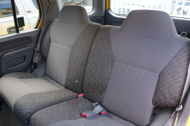 2000 Nissan Xterra LX V-6