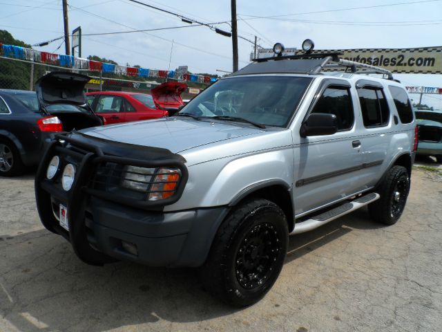 2001 Nissan Xterra AWD W/leatherroof (7pass)