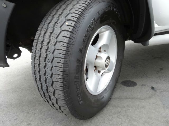 2001 Nissan Xterra LX V-6