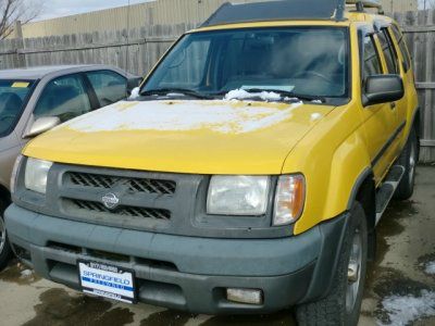 2001 Nissan Xterra AWD W/leatherroof (7pass)
