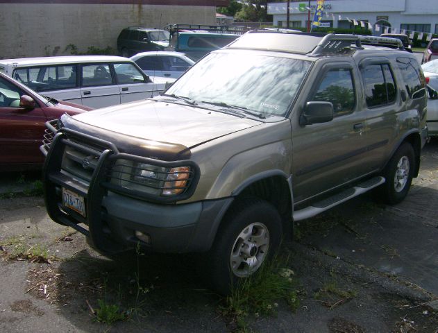 2001 Nissan Xterra EX-L W/ DVD System