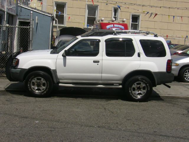 2001 Nissan Xterra EX-L W/ DVD System