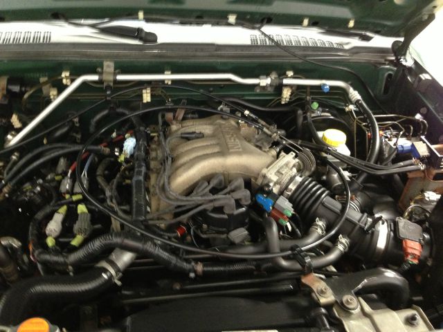 2001 Nissan Xterra EX-L W/ DVD System