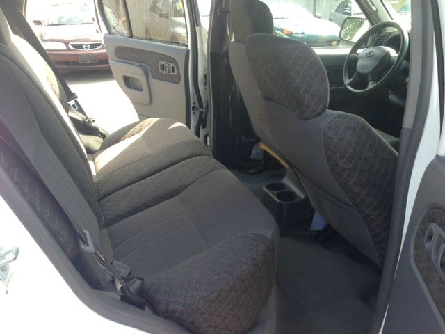 2001 Nissan Xterra LX V-6