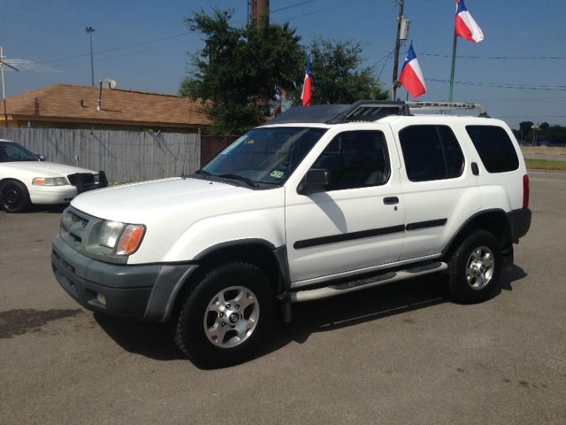 2001 Nissan Xterra LX V-6
