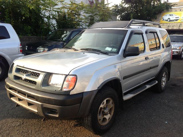 2001 Nissan Xterra EX-L W/ DVD System
