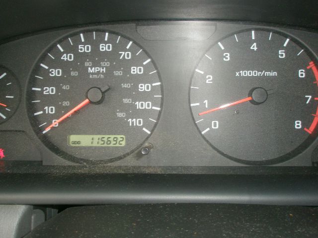 2001 Nissan Xterra AWD W/leatherroof (7pass)