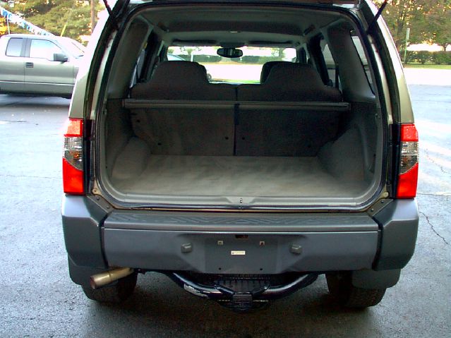 2002 Nissan Xterra AWD W/leatherroof (7pass)