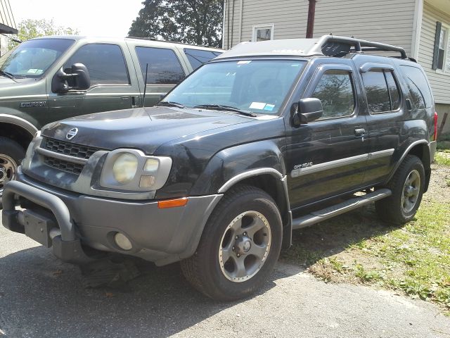 2002 Nissan Xterra 143.5 LTZ