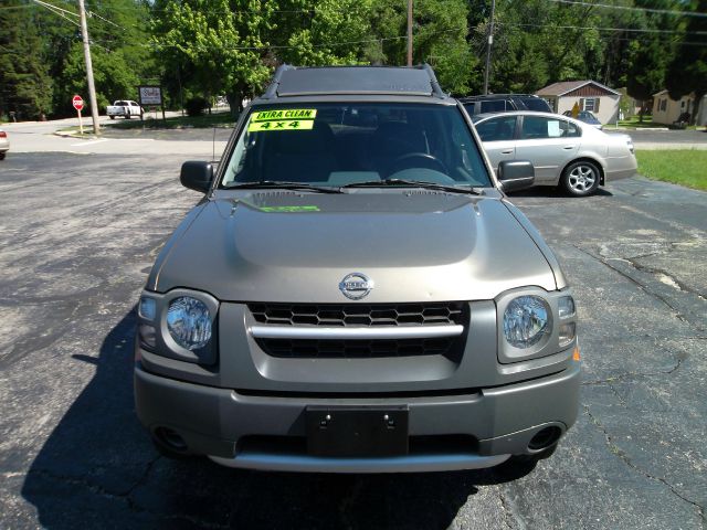 2002 Nissan Xterra AWD W/leatherroof (7pass)