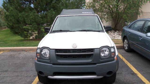 2002 Nissan Xterra AWD W/leatherroof (7pass)