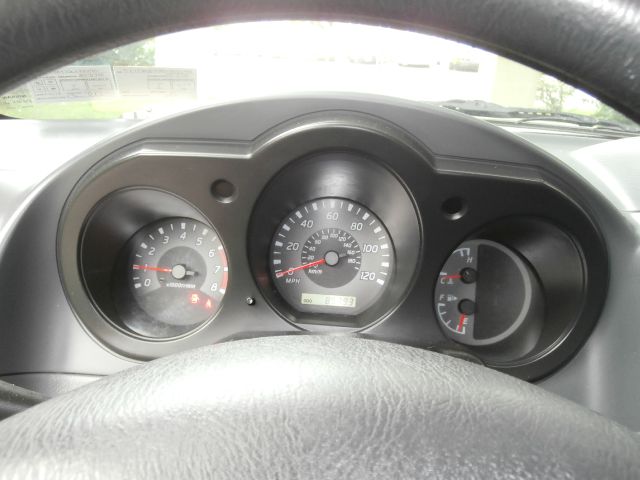 2002 Nissan Xterra AWD W/leatherroof (7pass)