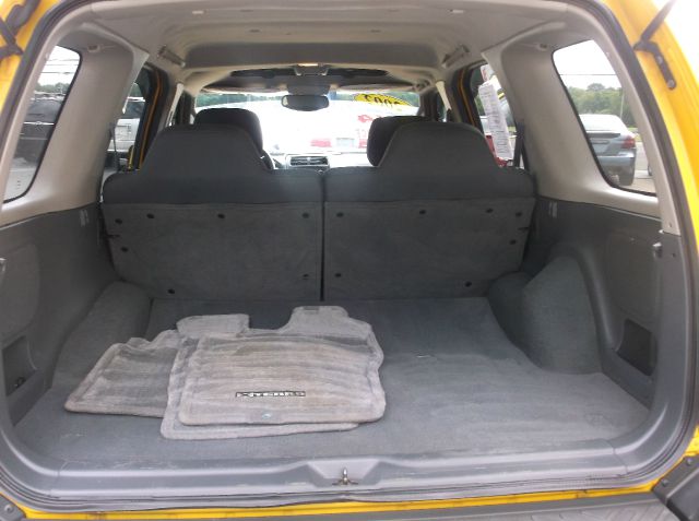 2002 Nissan Xterra AWD W/leatherroof (7pass)