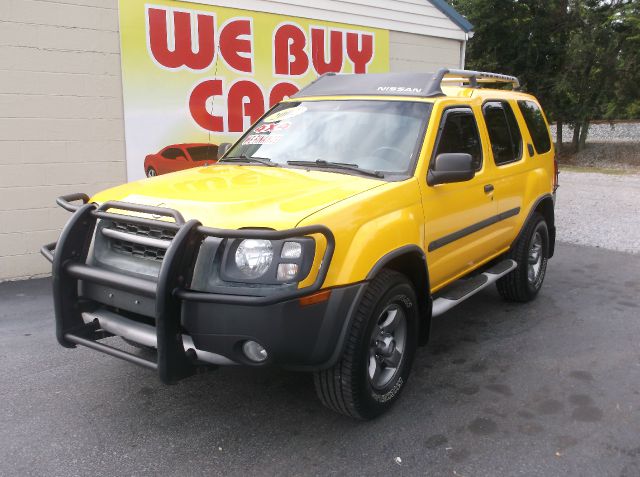 2002 Nissan Xterra AWD W/leatherroof (7pass)