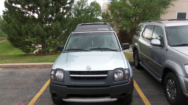 2002 Nissan Xterra AWD W/leatherroof (7pass)