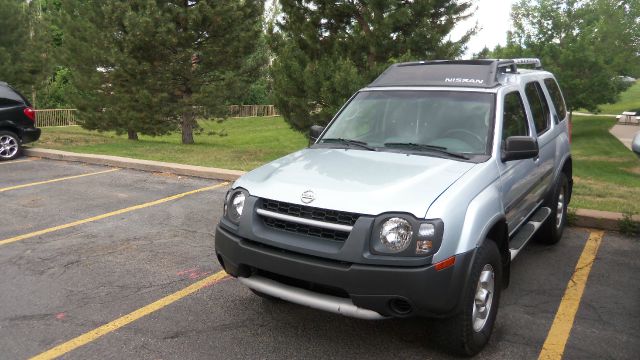 2002 Nissan Xterra AWD W/leatherroof (7pass)