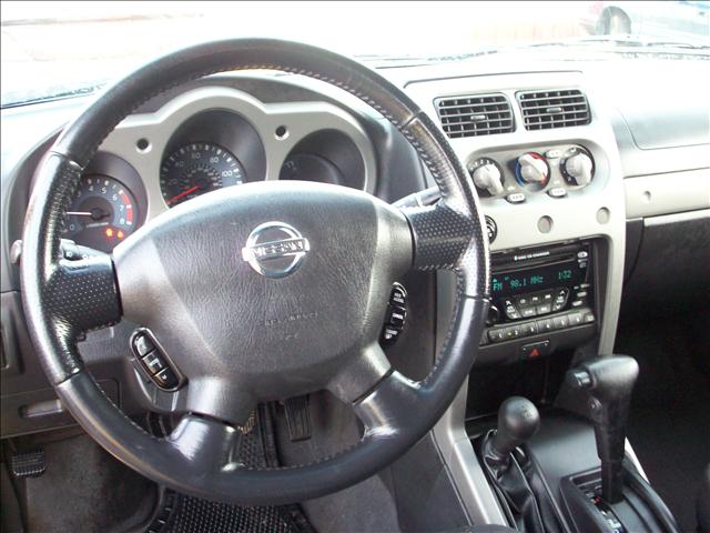 2002 Nissan Xterra H1