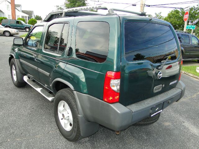 2002 Nissan Xterra AWD W/leatherroof (7pass)