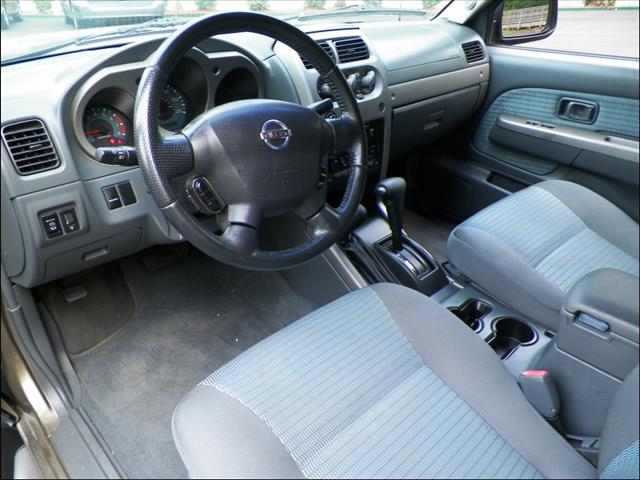 2002 Nissan Xterra H1