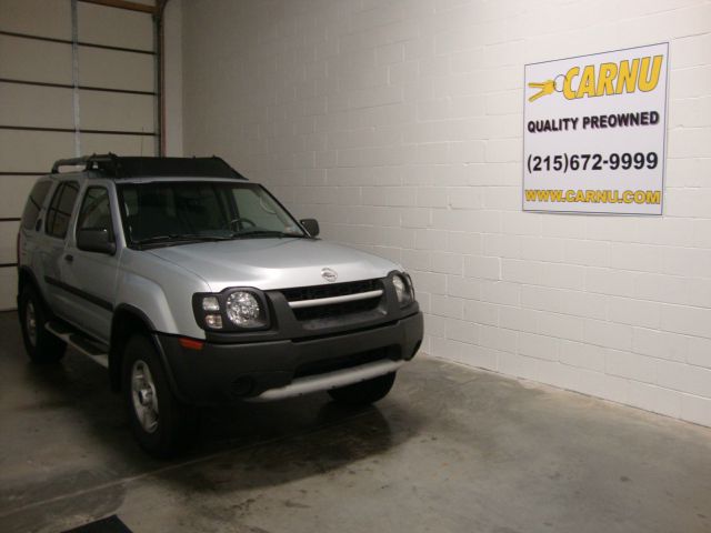 2002 Nissan Xterra AWD W/leatherroof (7pass)