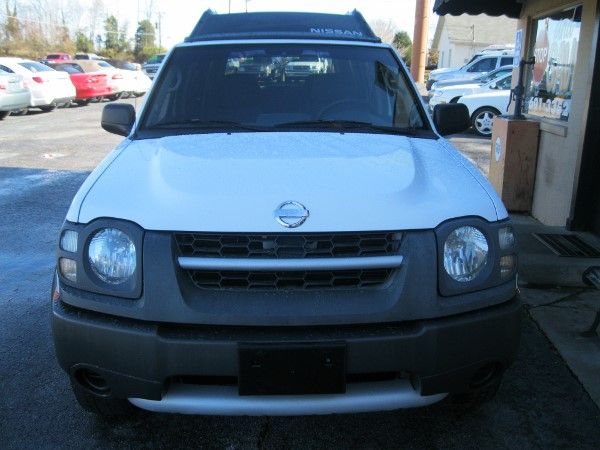 2002 Nissan Xterra AWD W/leatherroof (7pass)