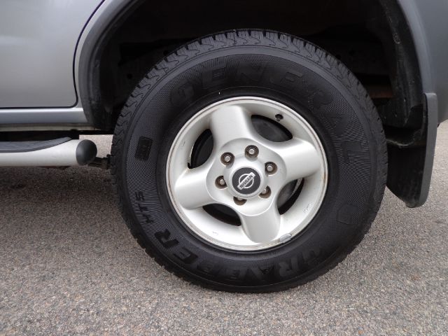 2002 Nissan Xterra LX V-6