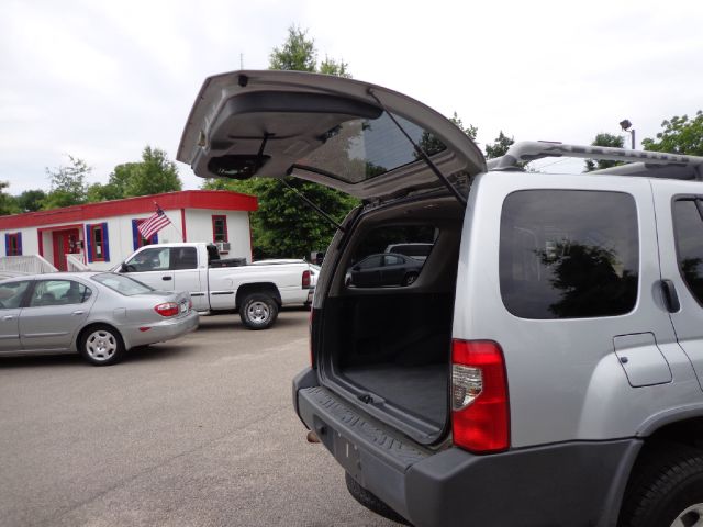 2002 Nissan Xterra LX V-6