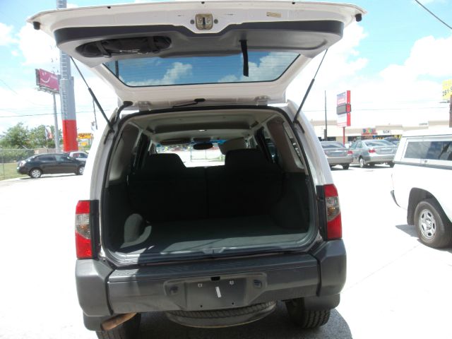 2002 Nissan Xterra LX V-6