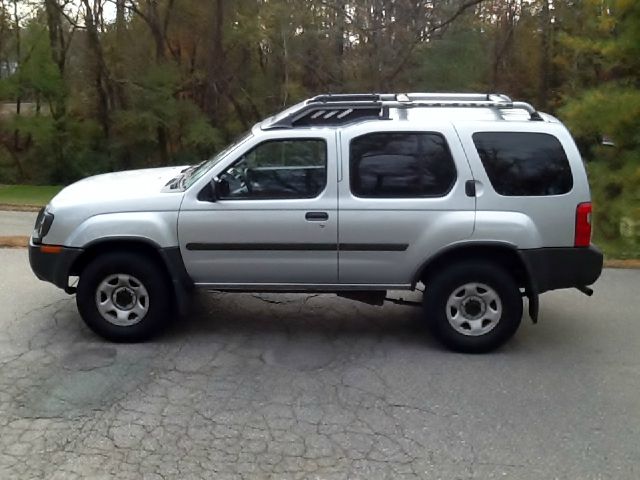 2002 Nissan Xterra XLT 4X4 V8 5.4L