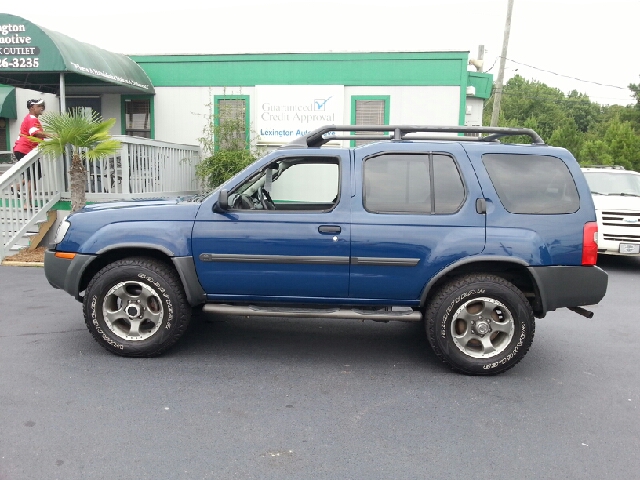 2003 Nissan Xterra 143.5 LTZ