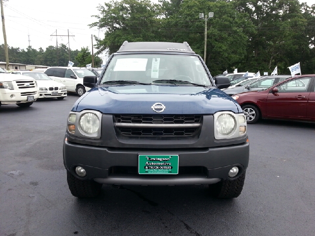2003 Nissan Xterra 143.5 LTZ