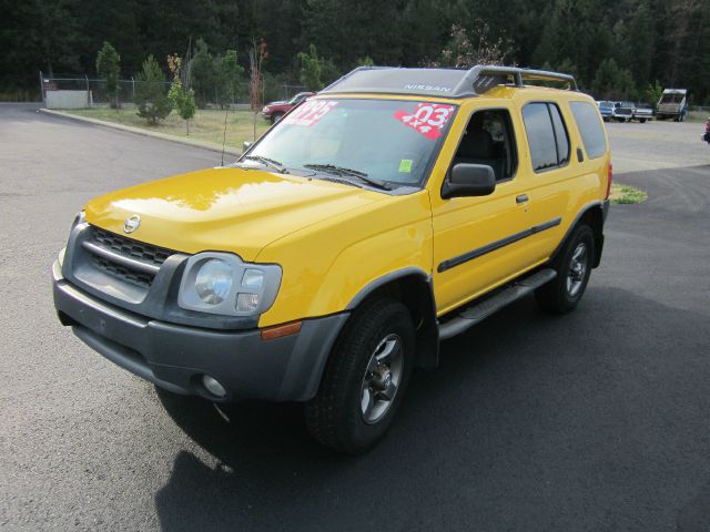 2003 Nissan Xterra AWD W/leatherroof (7pass)