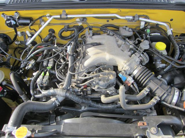 2003 Nissan Xterra AWD W/leatherroof (7pass)