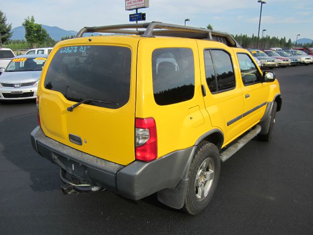 2003 Nissan Xterra AWD W/leatherroof (7pass)