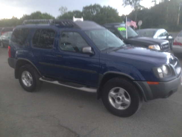 2003 Nissan Xterra AWD W/leatherroof (7pass)