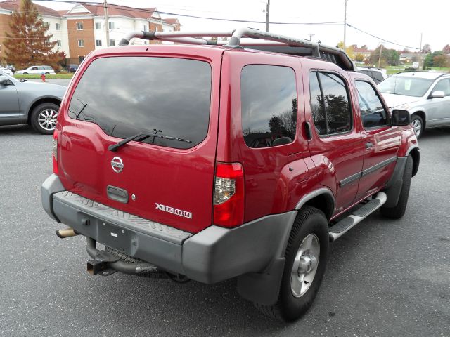 2003 Nissan Xterra AWD W/leatherroof (7pass)