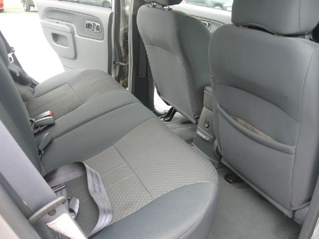 2004 Nissan Xterra AWD W/leatherroof (7pass)