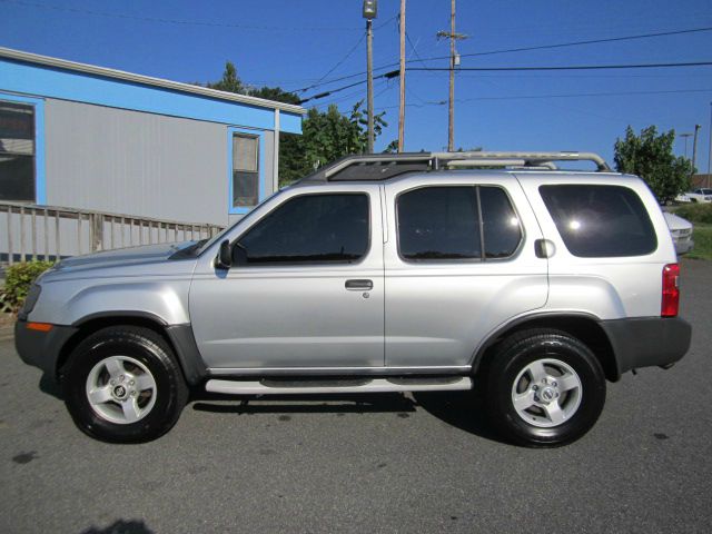 2004 Nissan Xterra EX-L W/ DVD System