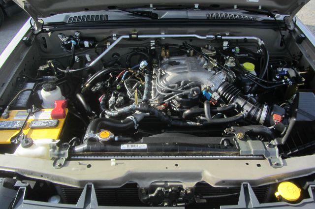 2004 Nissan Xterra EX-L W/ DVD System