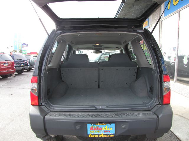 2004 Nissan Xterra AWD W/leatherroof (7pass)