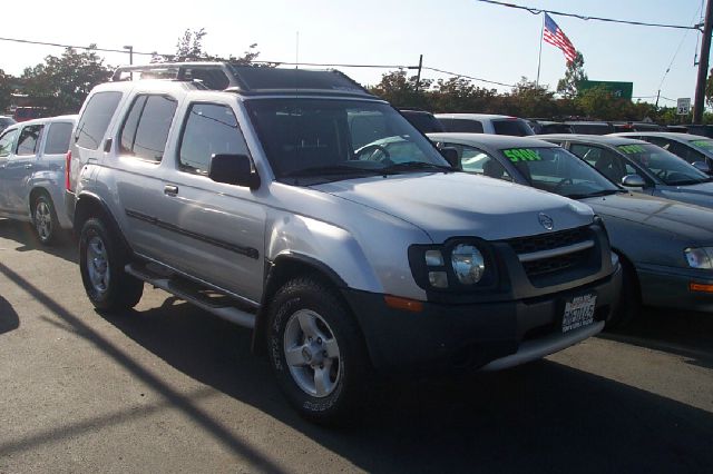 2004 Nissan Xterra LE AWD SUV