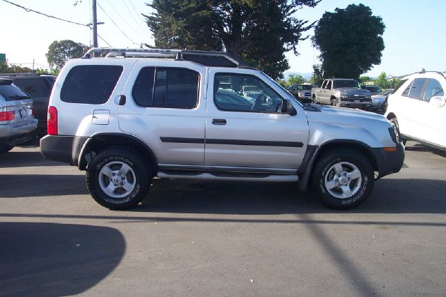 2004 Nissan Xterra LE AWD SUV
