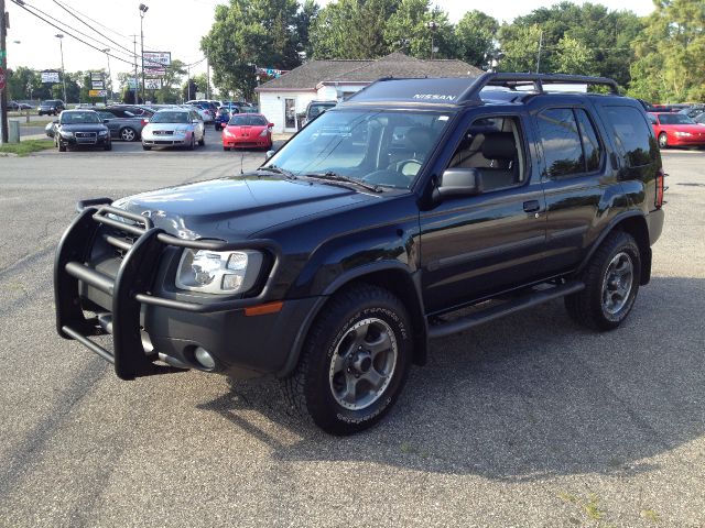 2004 Nissan Xterra 143.5 LTZ