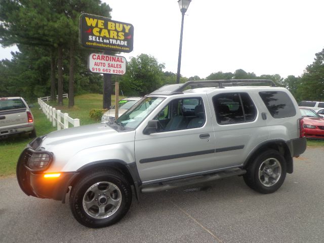 2004 Nissan Xterra AWD W/leatherroof (7pass)