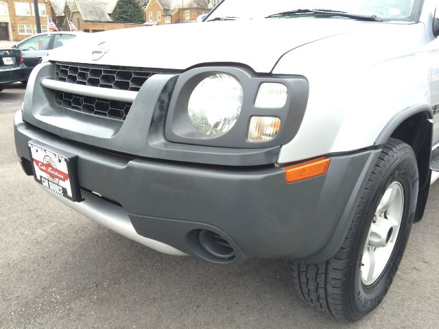 2004 Nissan Xterra LS NICE