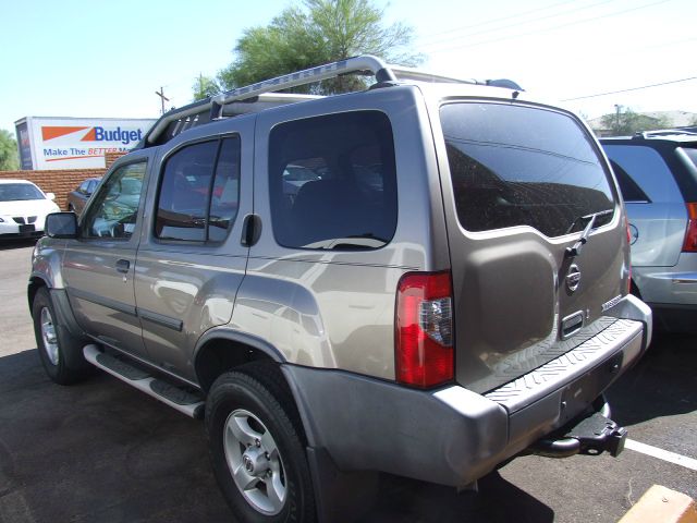 2004 Nissan Xterra LX V-6