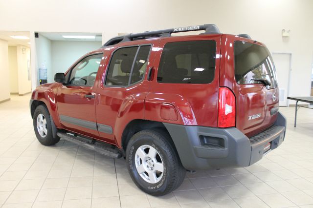 2005 Nissan Xterra 4dr Sdn 750li Xdrive AWD