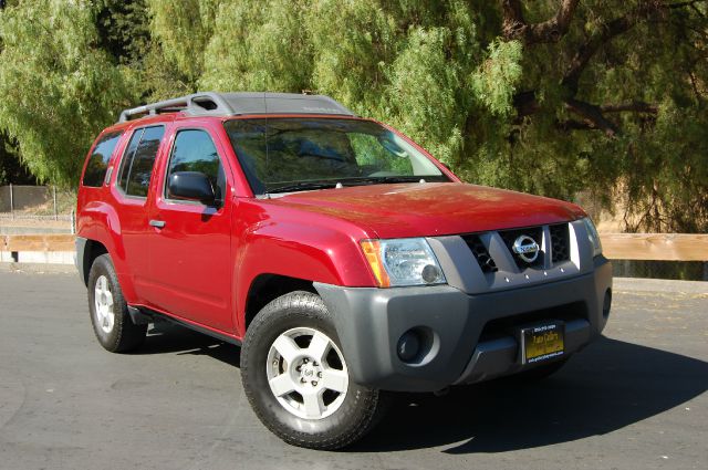 2005 Nissan Xterra Navigation AWD Sedan