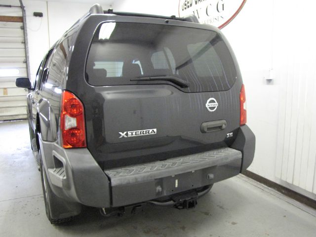 2005 Nissan Xterra EX-L W/ DVD System